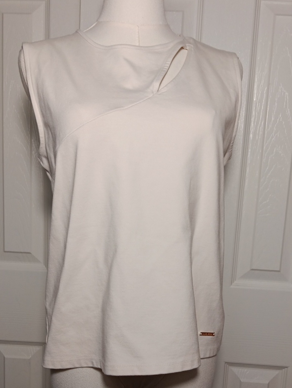 Nine West Ivory Asymmetrical Cutout Sleeveless Tank - Picture 2 of 13